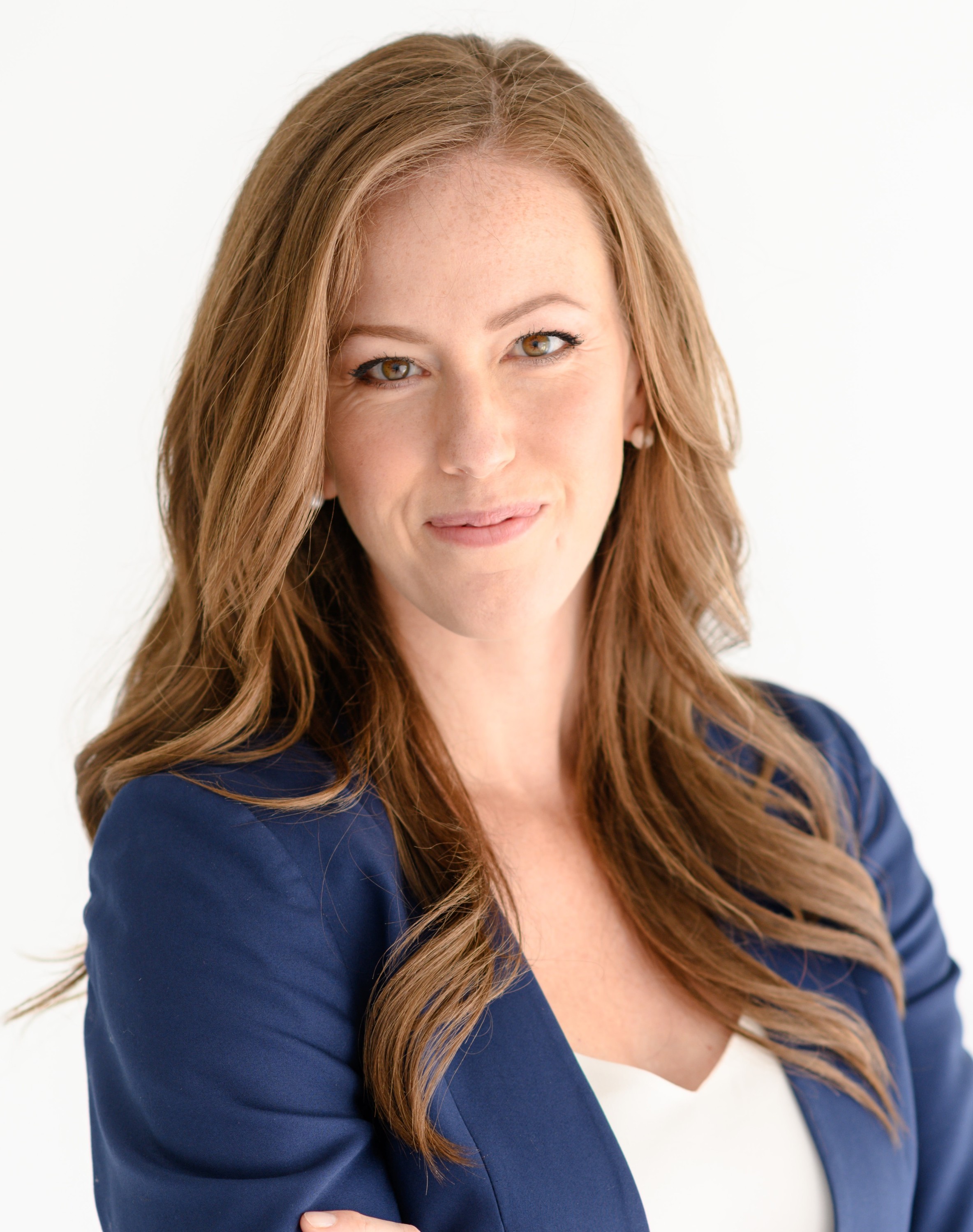 Lauren Duval headshot